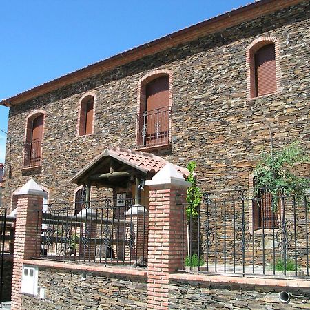 Casa Rural Pena Falcon Torrejón el Rubio Extérieur photo