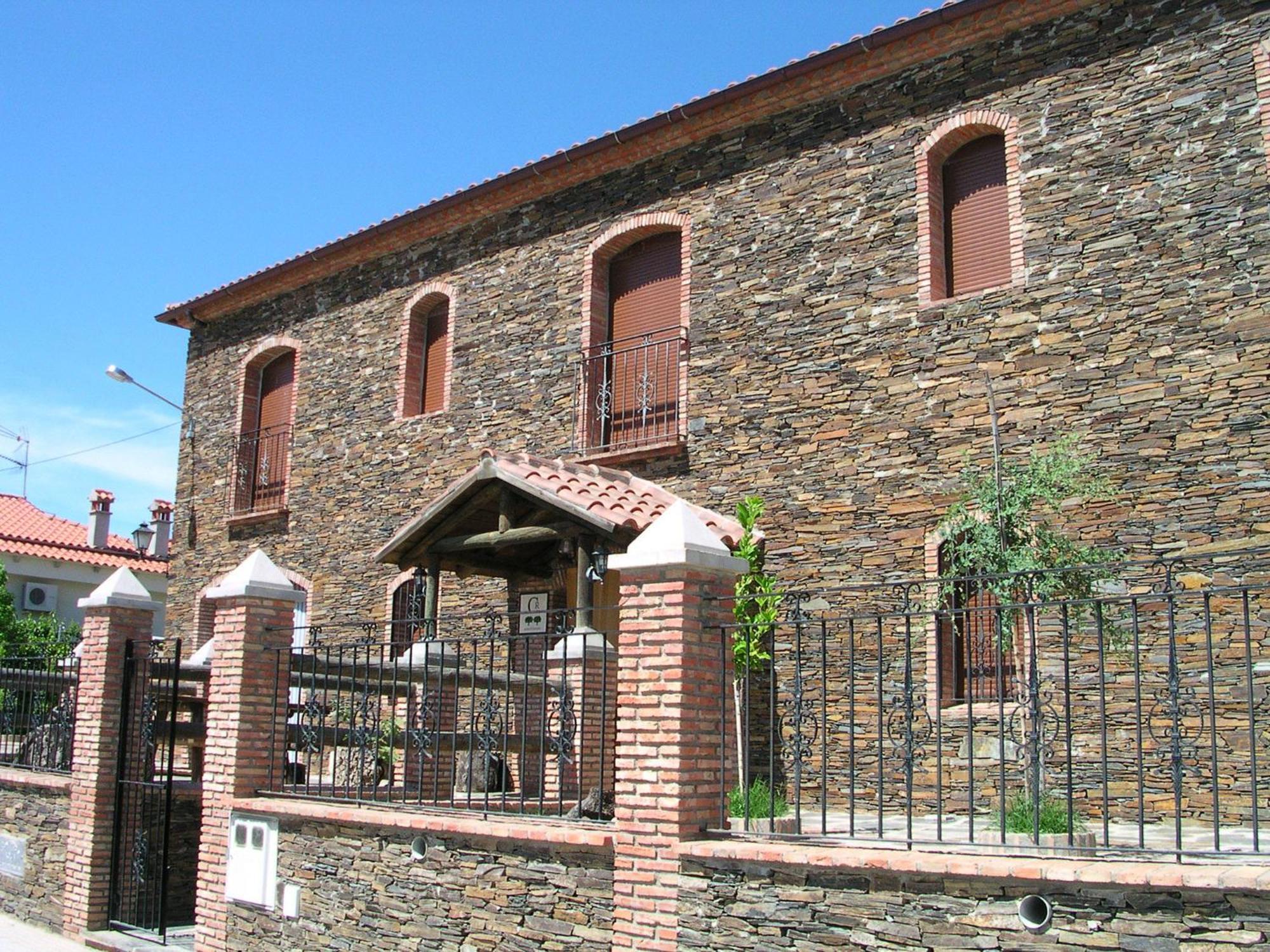 Casa Rural Pena Falcon Torrejón el Rubio Extérieur photo