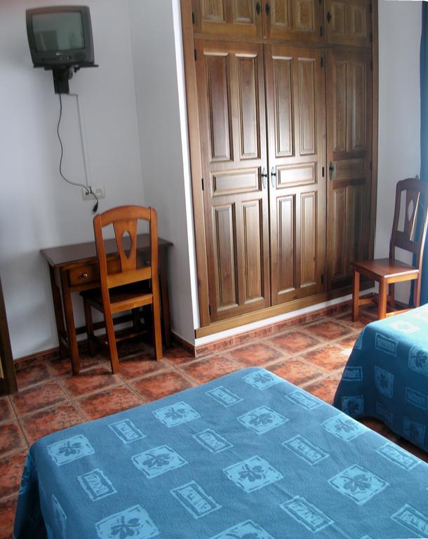 Casa Rural Pena Falcon Torrejón el Rubio Extérieur photo