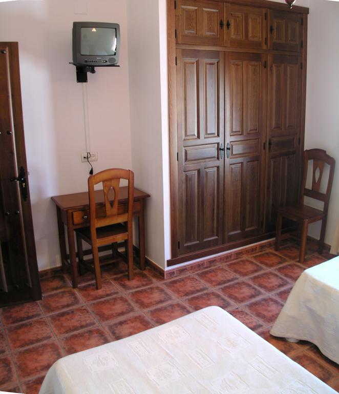 Casa Rural Pena Falcon Torrejón el Rubio Extérieur photo