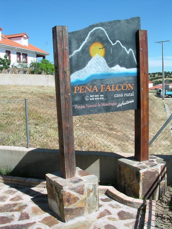 Casa Rural Pena Falcon Torrejón el Rubio Extérieur photo